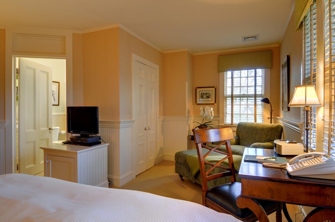 The Baker House 1650 Bed & Breakfast East Hampton Exterior foto